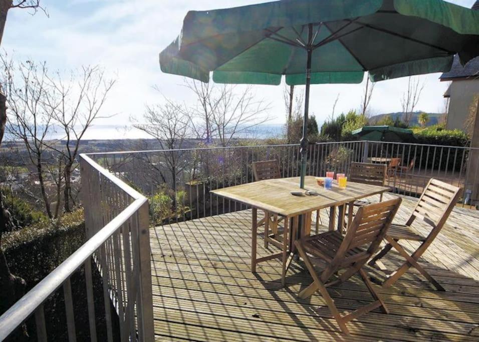 Cottage , Seaside Views, Quiet Beach, Awesome View Pendine Exterior photo