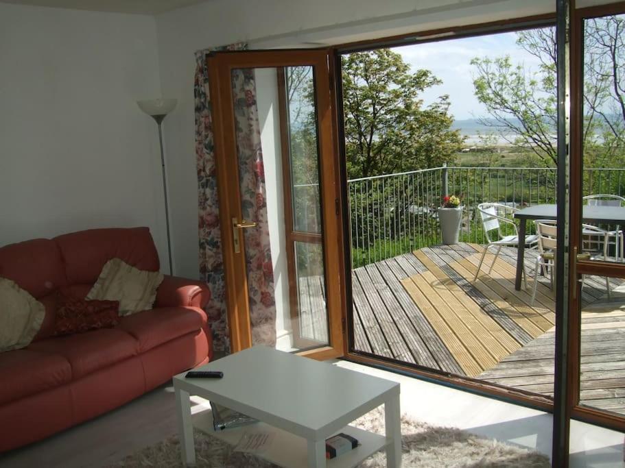 Cottage , Seaside Views, Quiet Beach, Awesome View Pendine Exterior photo